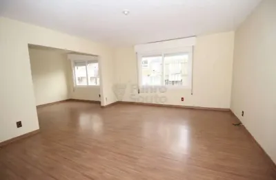 Apartamento Espaçoso no Centro de Pelotas com 03 Dormitórios