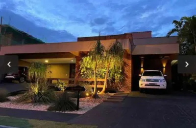 Casa com 4 quartos à venda na Avenida Diógenes Dolival Sampaio, Jardins Munique, Goiânia