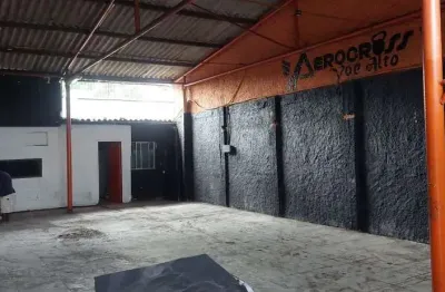 Galpão para alugar no parque aeroporto macaé, 150m², 2 banheiros