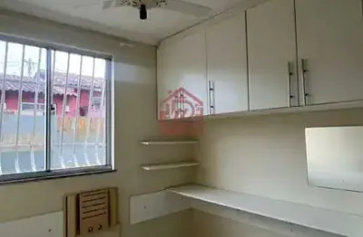 Apartamento com 2 quartos para alugar na Estrada Da Virgem Santa, 801, Virgem Santa, Macaé