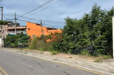 Terreno à venda na Rua Cuiabá, Novo Horizonte, Macaé