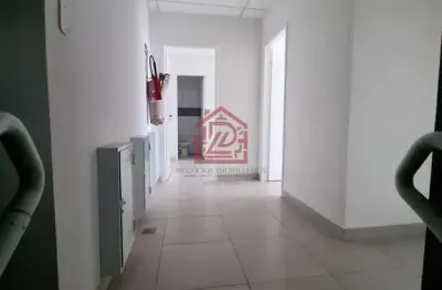 Sala comercial para alugar na Rua Tenente Rui Lopes Ribeiro, 72, Centro, Macaé