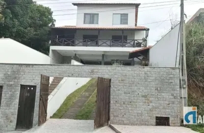 It86 - excelente casa dentro de condomínio em itapeba