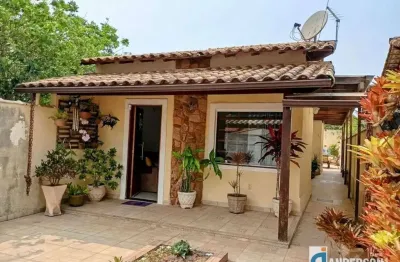 Excelente casa 2 quartos (1 suíte) com piscina e churrasqueira no são bento em itaipuaçu
