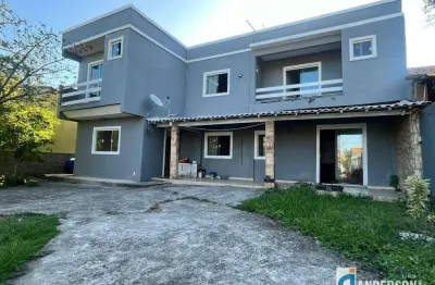Excelente casa c/ 4 quartos à venda, 218 m² por r$ 700.000 - jardim atlântico - maricá/rj