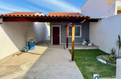 Ótima casa 2 quartos (1 suíte) com piscina e churrasqueira no jd. atlântico leste