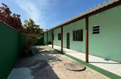 Casa com 2 quartos para alugar na Rua Silvinha Teles, Itapeba, Maricá