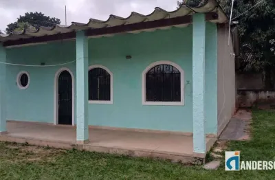 Oportunidade única, casa sala, 3 qtos, terreno inteiro, próximo a lagoa do marine.