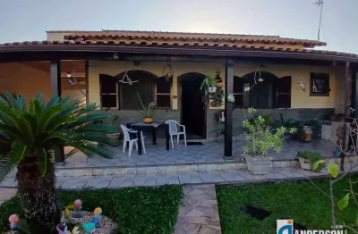 Ótima casa c/ 2 quartos à venda, 176 m² - jardim atlântico central (itaipuaçu) - maricá/rj