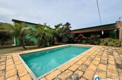 Casa no barraco, itaipuaçu,  c/ 3 quartos, c/ terreno de 800m2.