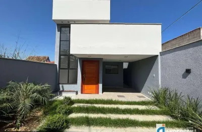 Excelente casa estilo moderna 3qtos (1 suíte) com piscina e churrasqueira prox. a praia jd. atlântico central
