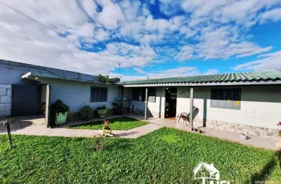 Excelente casa com 3 dormitórios e 1 suíte na praia de cidreira/rs