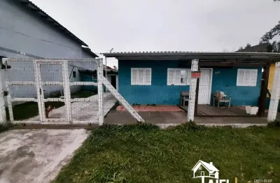 Excelente casa com 3 dormitórios no centro da praia de cidreira/rs