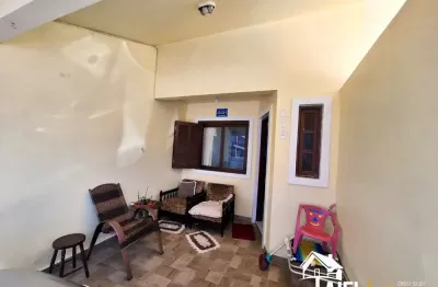 Apartamento duplex com 2 dormitórios apenas 1 quadra do mar na praia de cidreira/rs
