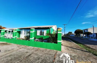 Maravilhosa residência no centro da praia de cidreira/rs