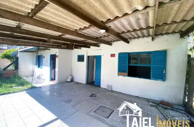 Casa com 3 dormitórios e suíte no centro da praia de cidreira/rs