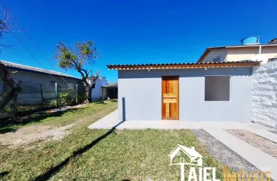 Casa com 2 quartos à venda na Rua Arildo Luiz Da Rosa Pinto, Centro, Cidreira
