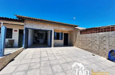Casa Geminada Ampla com 3 Dormitórios em Salinas - Praia de Cidreira/RS