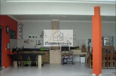 Casa com 4 quartos à venda na Rua Professora Irene Meireles, 581, Glória, Macaé