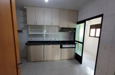 Belo apartamento  de 102m2, 03 quartos ( 01 suite), rua vilela!