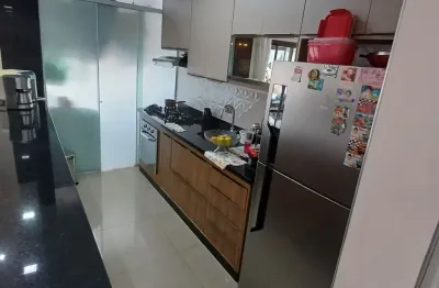 Apartamento de 67m²,com 03 dormitórios ( sendo 01 suíte),02 vgs paralelas e livres, rua areião!