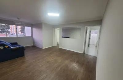 Belo apartamento  de 85 m²,com 03 quartos, 02 wc, 01 vg, rua emilio mallet!