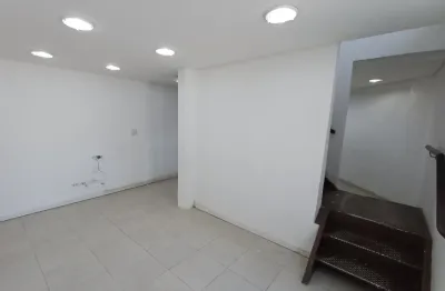 Casa comercial com 6 salas para alugar na Rua Apucarana, Tatuapé, São Paulo