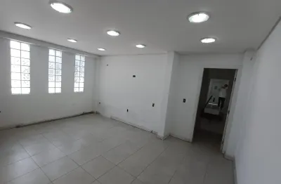 Casa comercial com 6 salas para alugar na Rua Apucarana, Tatuapé, São Paulo