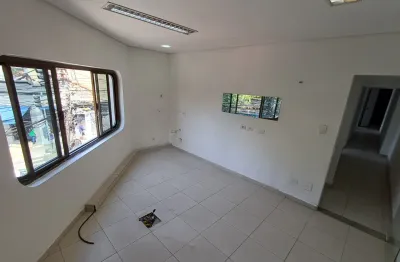 Casa comercial com 6 salas para alugar na Rua Apucarana, Tatuapé, São Paulo