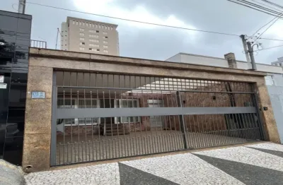 Bela casa com 05 salas, 02 banheiros, 02 vagas, rua visconde de itaborai