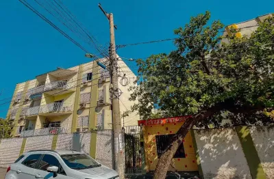 Vendo apartamento com excelente localização, próximo av do cpa e a vc miguel sutil