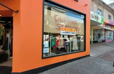 Ponto comercial com 1 sala para alugar na Rua Doutor Oswaldo Cruz, Centro, Apucarana