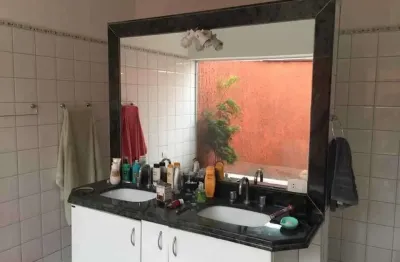 Casa em condomínio fechado com 4 quartos para alugar no Jardim Delegá, Salto 