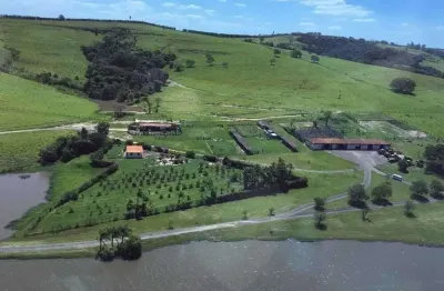 Fazenda à venda no Centro, Pirassununga 