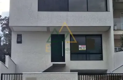 Casa com 3 quartos à venda no Bairro Alto, Curitiba 