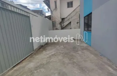 Ponto comercial com 4 salas para alugar na Rua Amparo do Tororó, 62, Tororó, Salvador