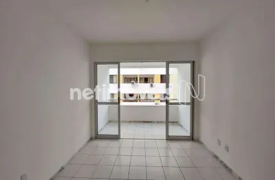 Apartamento com 3 quartos para alugar na Rua Hilton Rodrigues, 233, Pituba, Salvador
