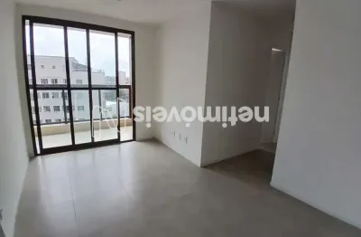 Apartamento com 2 quartos para alugar na Alameda Zulmira Ferreira, 28, Saboeiro, Salvador