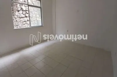 Apartamento com 2 quartos para alugar na Rua Archibaldo Baleeiro, 180, Rio Vermelho, Salvador