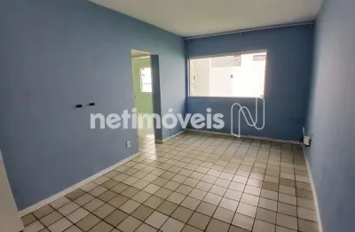 Apartamento com 2 quartos para alugar na Rua Lívia Giffone, 348, Santa Teresa, Salvador