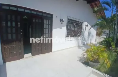 Casa em condomínio fechado com 3 quartos para alugar na Rua Artur Azevedo, 11, Stiep, Salvador