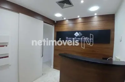 Sala comercial com 3 salas para alugar na Avenida Tancredo Neves, 1632, Caminho das Árvores, Salvador