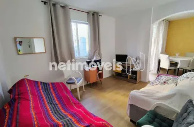 Apartamento 2 quartos com dce (reversível), no bairro do candeal, com 81,80m²; de área privativa.