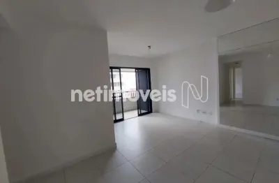 Apartamento com 2 quartos para alugar na Rua Amazonas, 388, Pituba, Salvador