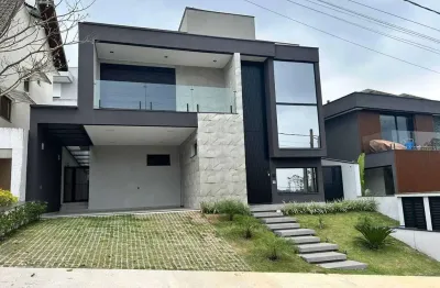 Casa em condomínio fechado com 4 quartos à venda no Fazenda Rodeio, Mogi das Cruzes 
