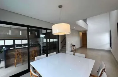 Casa com 3 quartos para alugar no Fazenda Rodeio, Mogi das Cruzes 