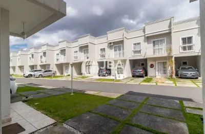 Lindo sobrado em condomínio no uberaba, semi mobiliado,  com quintal