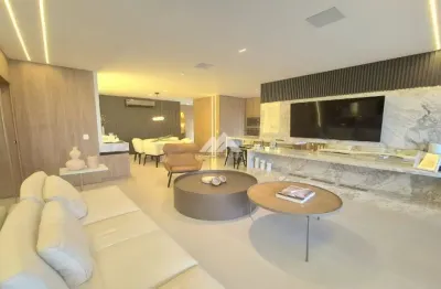 Apartamento à venda no alto da glória com 3 suítes 2 vagas 1 depósito e sacada gourmet á venda