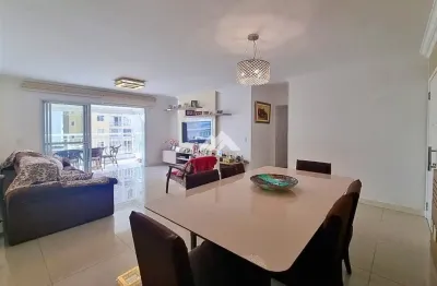 Apartamento semimobiliado ensolarado com 3 suítes em condomínio clube à venda