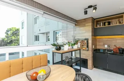 Apartamento mobiliado com 2 quartos sendo 1 suíte 2 vagas no portão